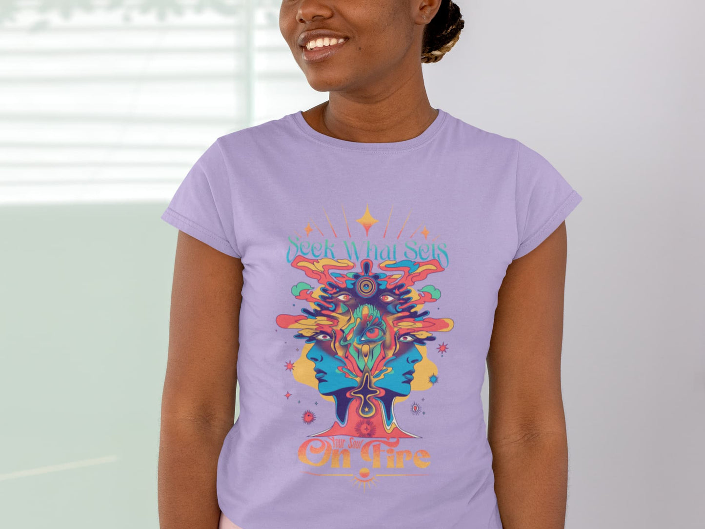 Women's Iris Lavender Round Neck T-shirts