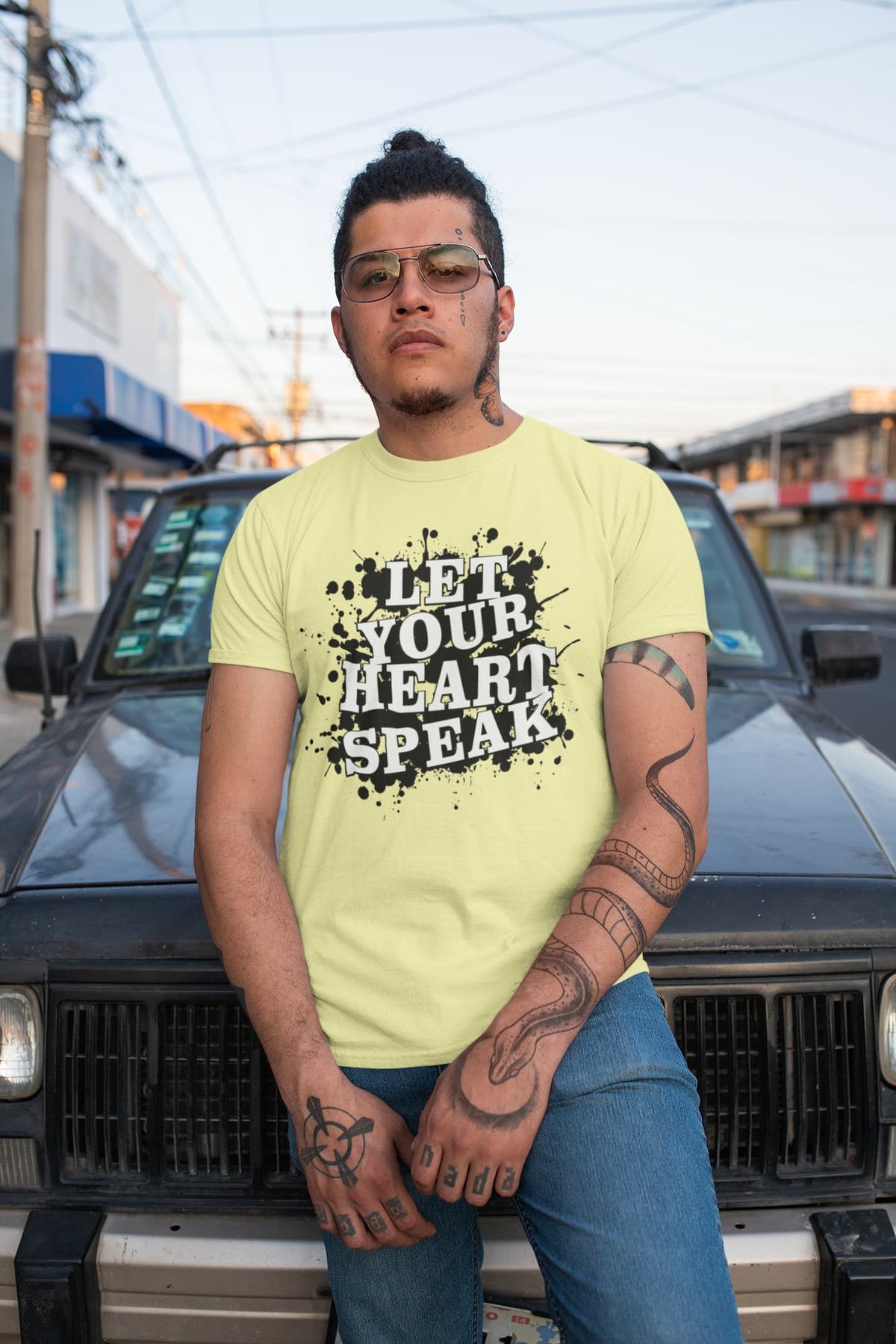 MENS BUTTER YELLOW ROUNDNECK T-SHIRT