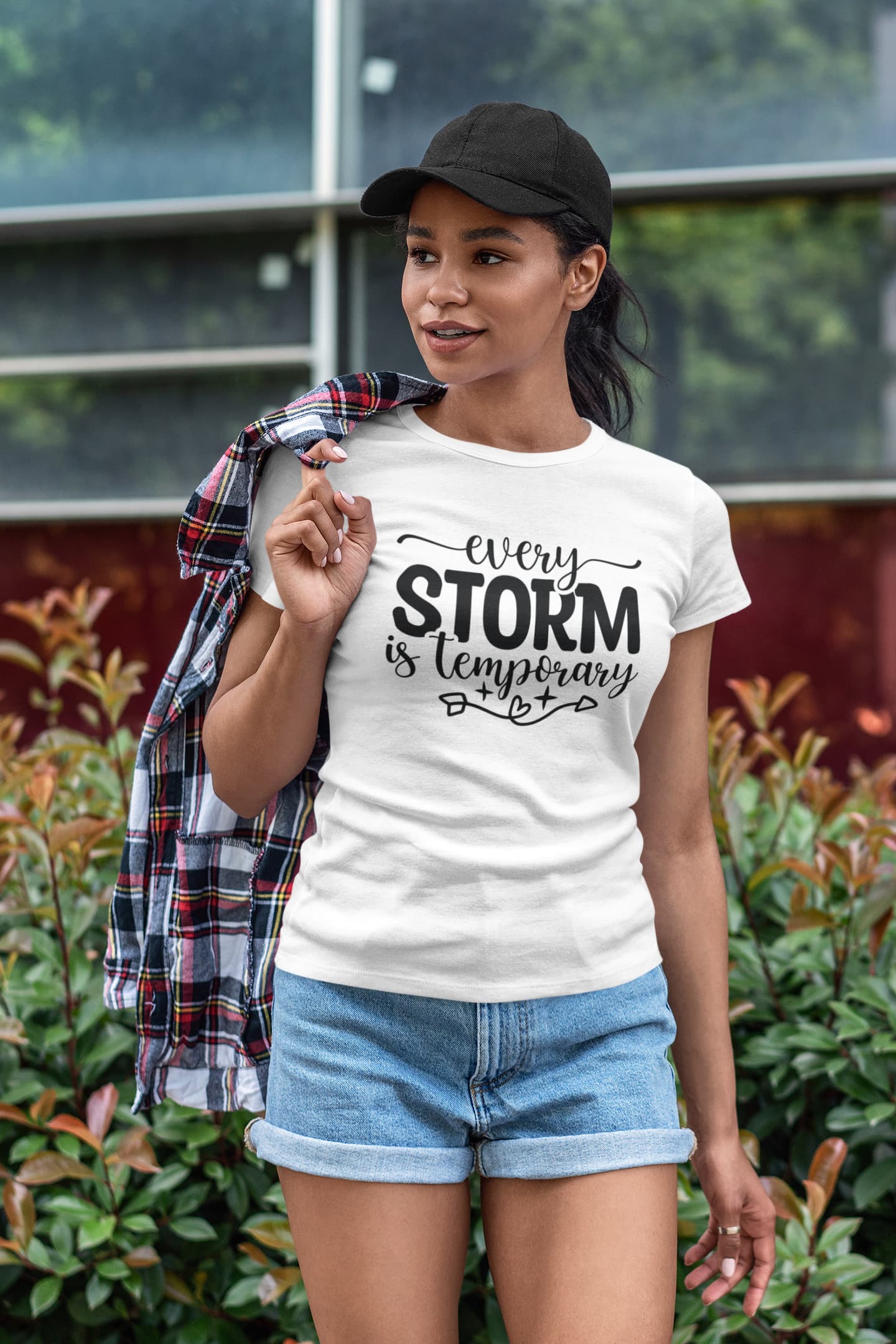 WOMENS WHITE ROUNDNECK T-SHIRT