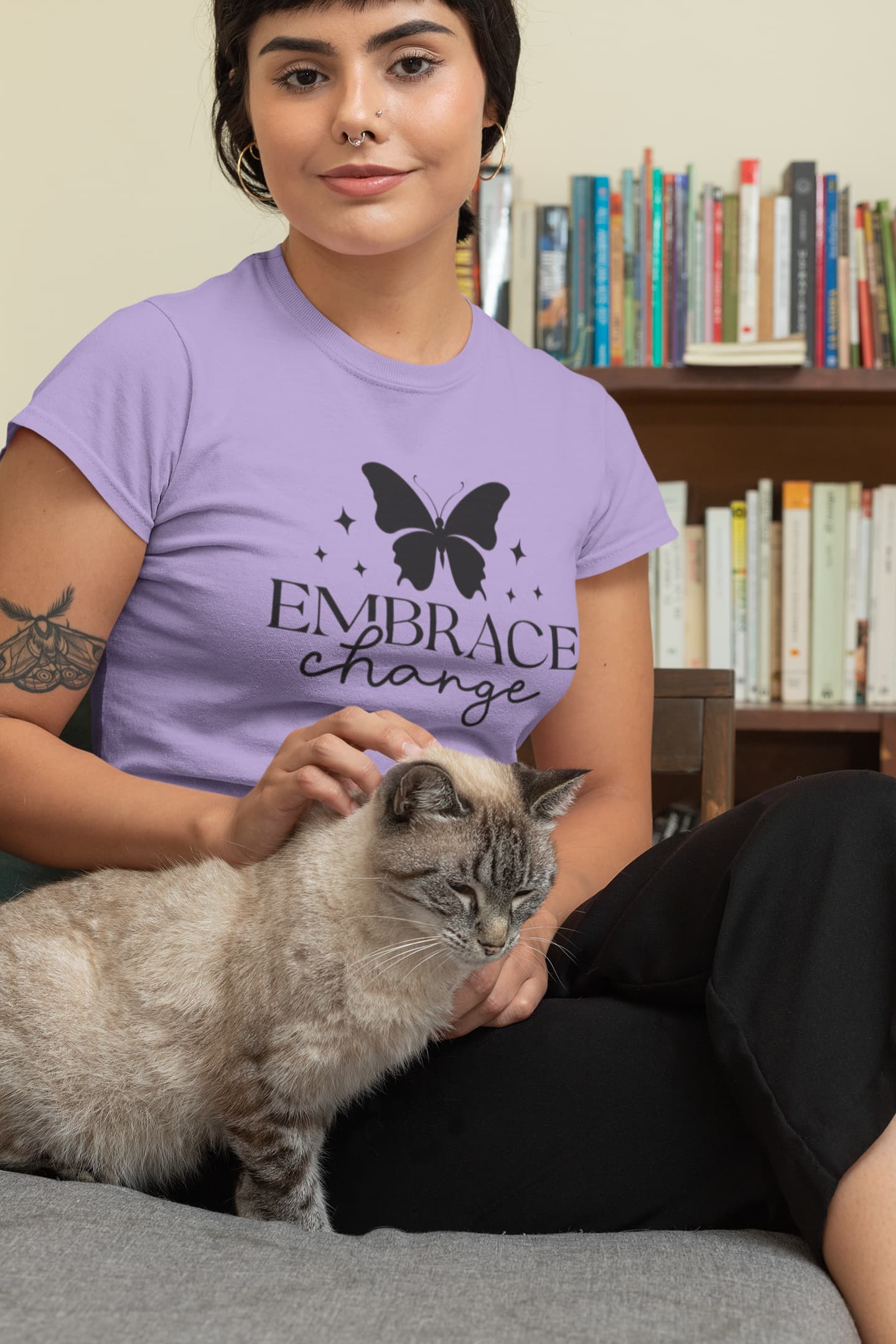 WOMENS IRIS LAVENDER ROUNDNECK T-SHIRT