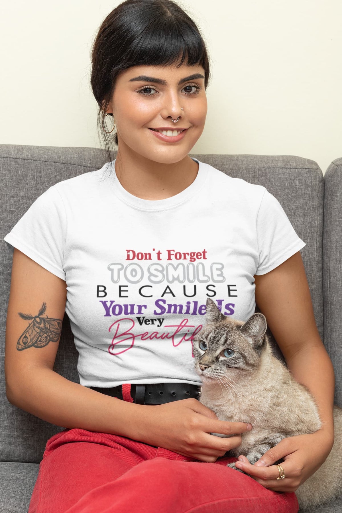 WOMENS WHITE ROUNDNECK T-SHIRT