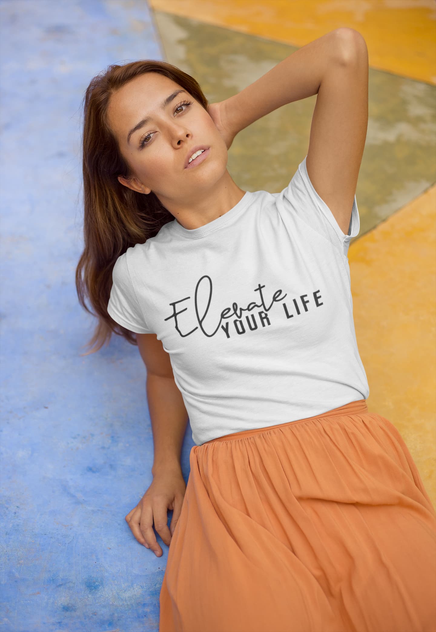 WOMENS WHITE ROUNDNECK T-SHIRT
