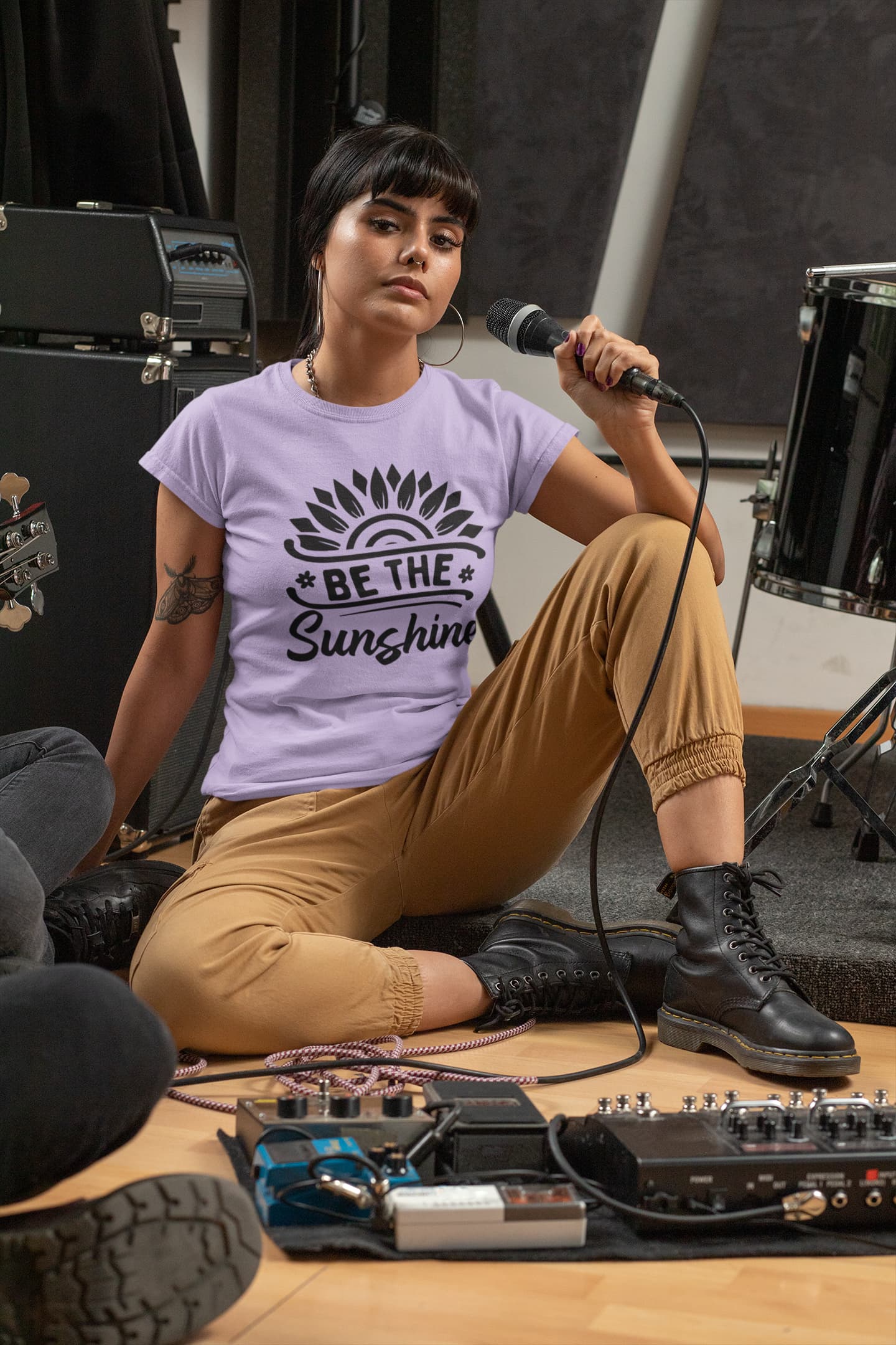 WOMENS IRIS LAVENDER ROUNDNECK T-SHIRT