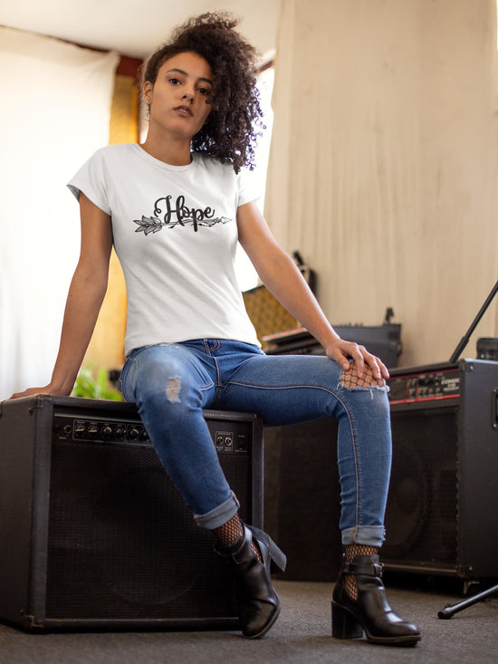 WOMENS WHITE ROUNDNECK T-SHIRT