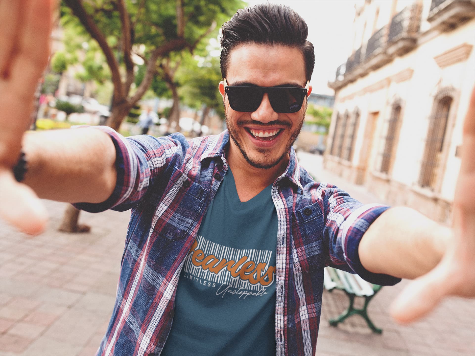 Men's Navy Blue V-Neck T-shirts