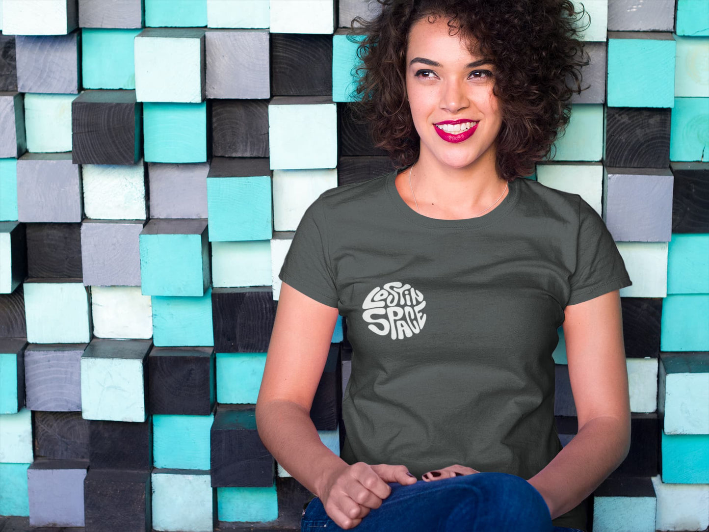 WOMENS BLACK ROUNDNECK T-SHIRT
